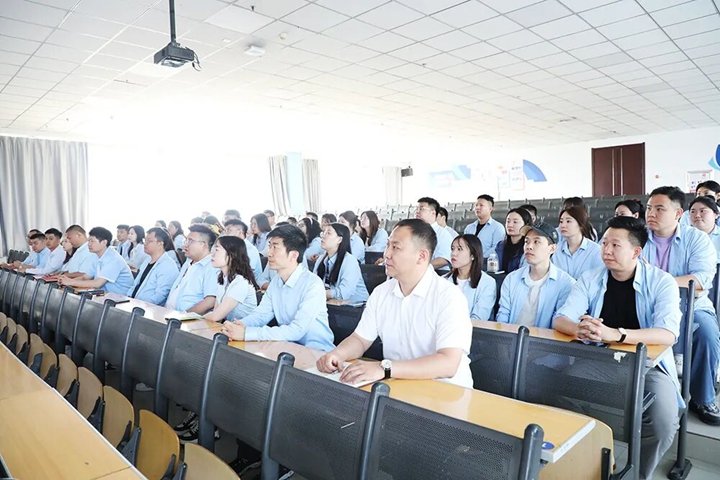 两创”办学理念